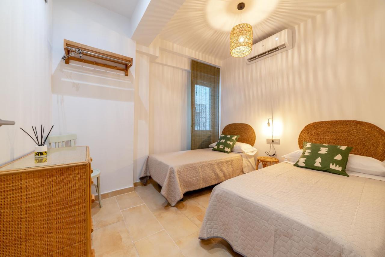 Apartamento Ronda Genil con parking gratuito Granada Esterno foto
