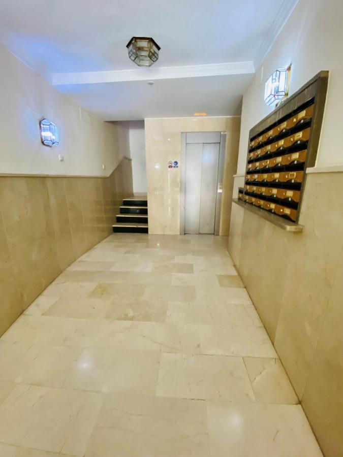 Apartamento Ronda Genil con parking gratuito Granada Esterno foto